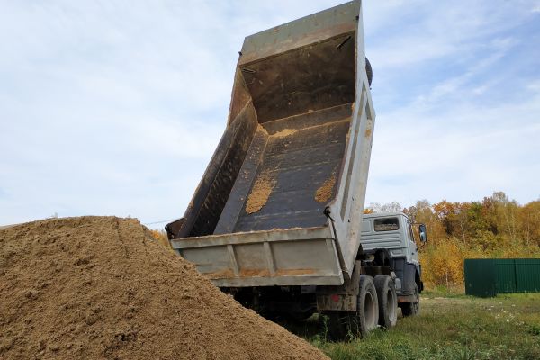 Topsoil Delivery in Modesto