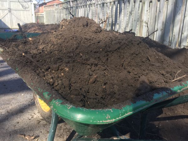 Residential Dirt Delivery in Modesto