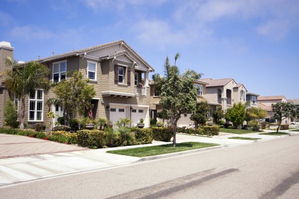 Neighborhood Landscaping in Modesto